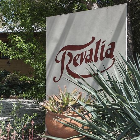 Trevalia Accommodation Penwortham Dış mekan fotoğraf