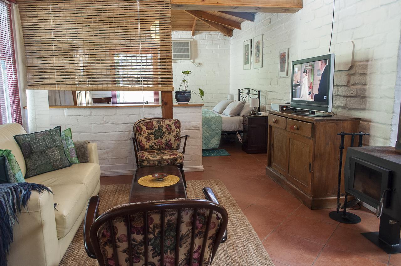 Trevalia Accommodation Penwortham Dış mekan fotoğraf