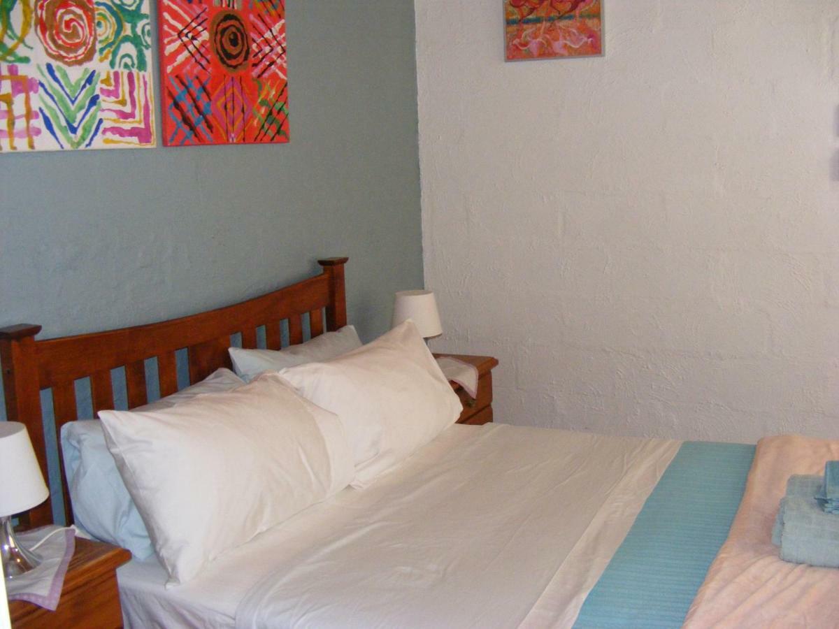 Trevalia Accommodation Penwortham Dış mekan fotoğraf