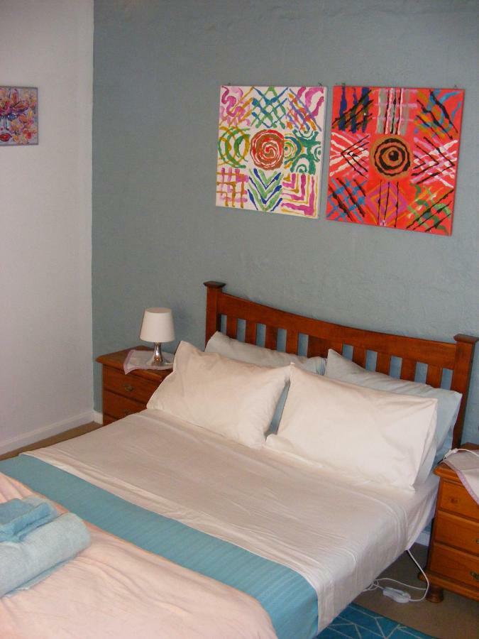 Trevalia Accommodation Penwortham Dış mekan fotoğraf